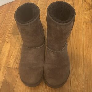 Chocolate Classic Short Ugg Boot